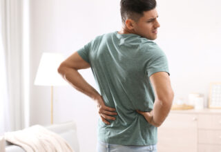 back rib pain